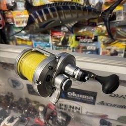 330$ Shimano Speedmaster 25 Like New Two Speed Salt Water Fishing Reel. 