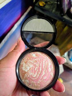 Lakerain Porcelain Color Correcting Powder Baked Foundation