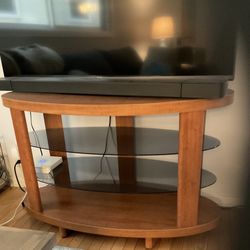 Wooden TV Stand ( Great Condition) 