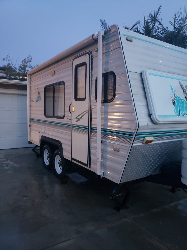 2003 18ft Nash travel trailer