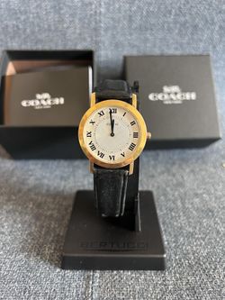 Classic Coach W133 Watch with New Battery- Stainless Steel Water Resistant 3ATM Classic Coach W133 Watch with New Battery- Stainless Steel  main image 3