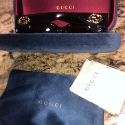 Gucci Sunny.All https://offerup.com/redirect/?o=QWNjZXNzb3JpZXMuTmV3