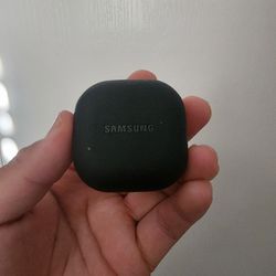 Samsung Pro 2 Case And Right Earbud