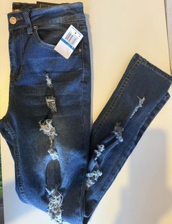 NWT Dollhouse Jeans Sz.9
