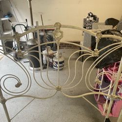 Wrought Iron Bed Full Frame 