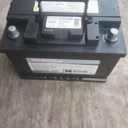 AC DELCO Barry  3Months  Old - RS 62  AH  -  105  -  RC  -  610  -  CCA  (  Condition Good  )