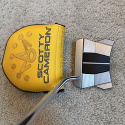 Scotty Cameron Phantom X 11.5 Putter 33” In Mint Condition