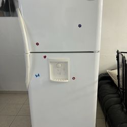 Frigidaire Refrigerador