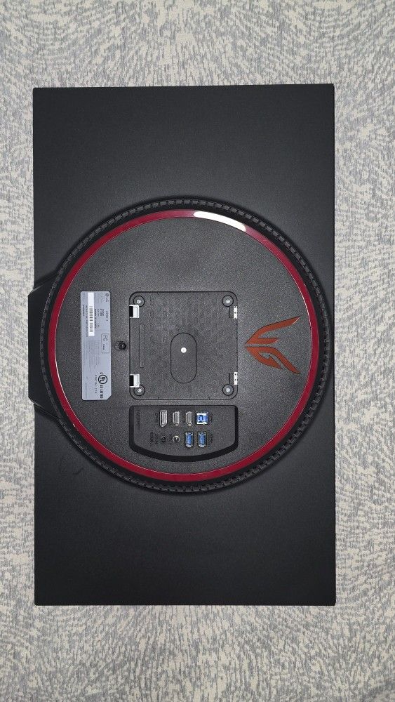 LG ULTRA 27 INCH 4K MONITOR