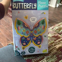 Butterfly floor puzzle