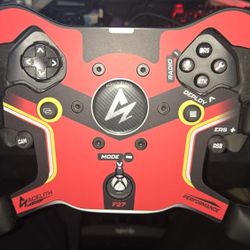 Logitech G920 Racing Wheel with Formula Style Mod and Pedals PC/Xbox