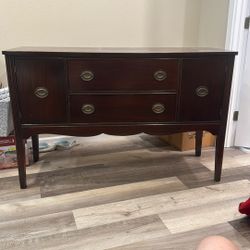 Vintage Buffet / Sideboard 