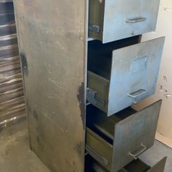 Vintage 4-drawer Filing Cabinet 