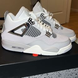 Frozen Moments Jordan 4 7.5W