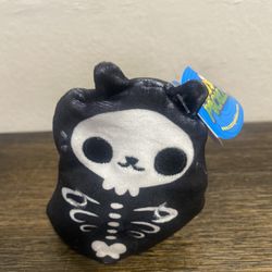 Cats vs Pickles 4” Skelecat #037 Skeleton Cat Black White Beans Limited NWT New