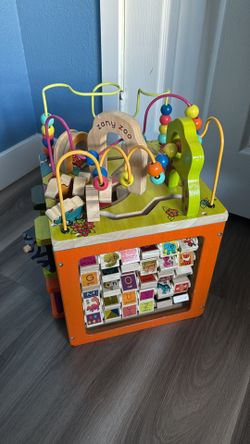 Wooden Activity Cubr