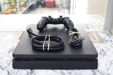 Sony PS4 Slim CUH-2215B 1TB Console