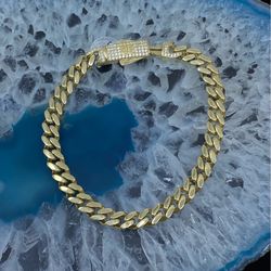 $1950 Yellow Gold Zirconia Hollow Cuban Link Bracelet