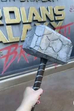 NEW 2022 Disney California Adventure Thor Love And Thunder Hammer Drink Holder