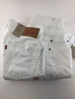 Levi’s slim fit size 33/32