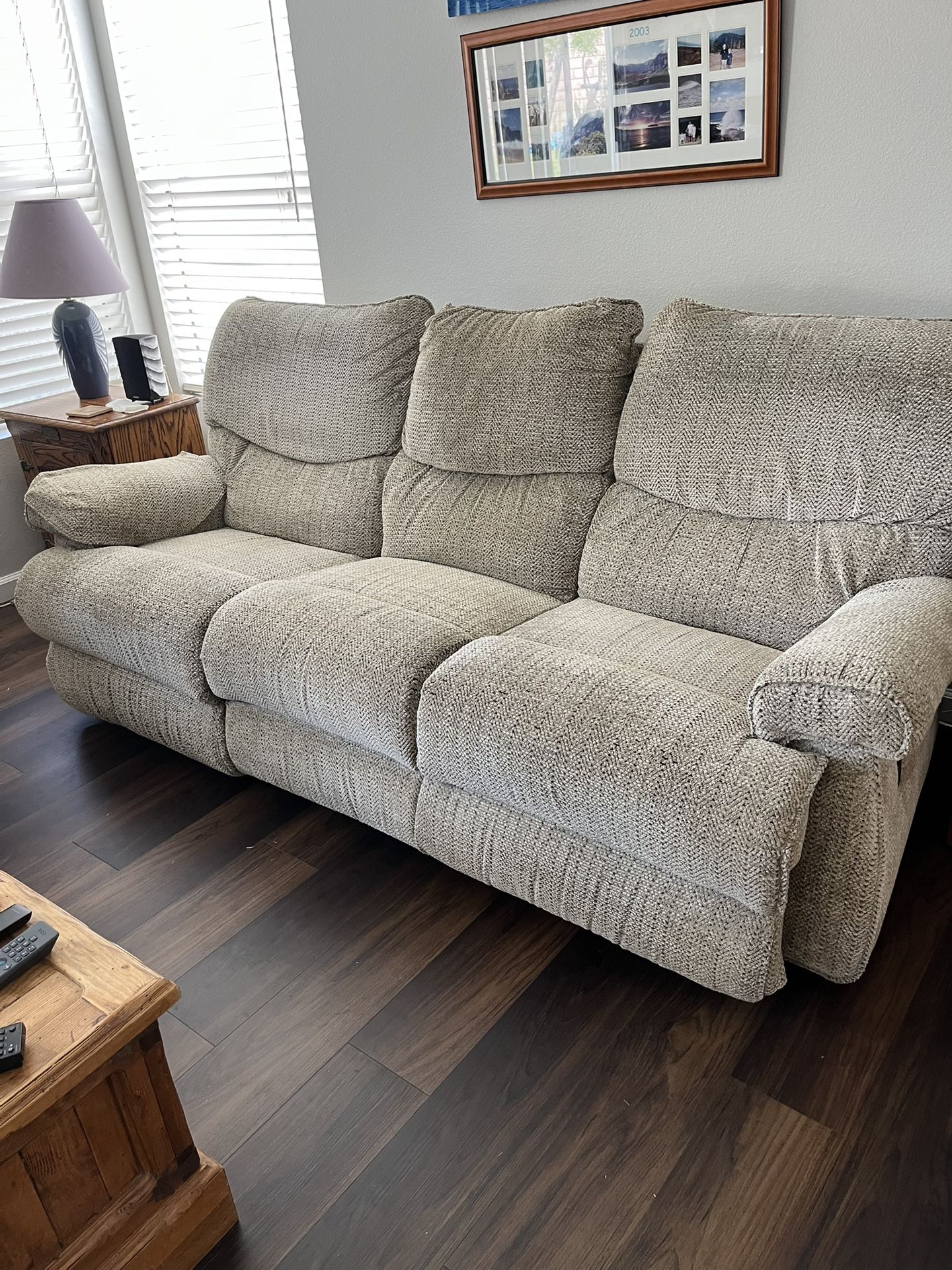 La-Z-Boy Recliner Couch