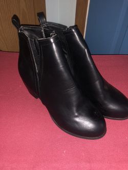 Black Boots Size 8