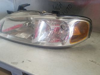 2000-03 nissan Sentra 1.8L headlight