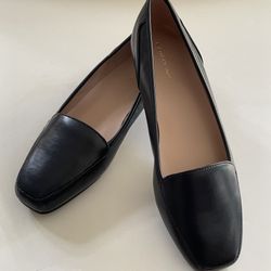 New Bandolino Women’s Loafers, Sz 10 M, Dark Blue New In Box