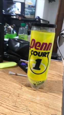Penn court 1 tennis balls