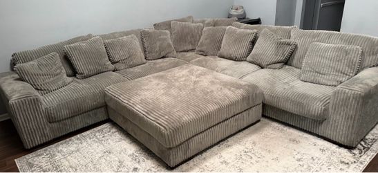 Large Gray Sectional Couch Set. Ashley Furniture.