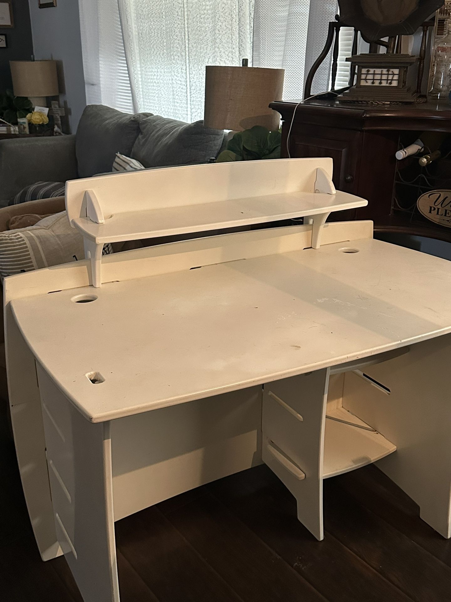 Desk