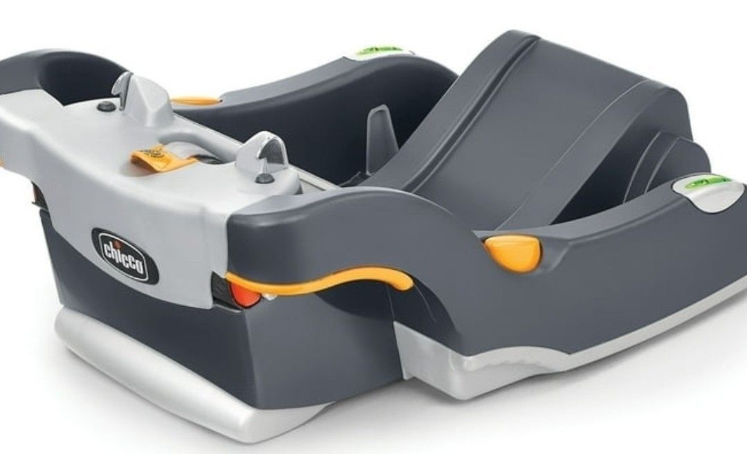 New In Box! Chicco KeyFit Infant Car Seat Base, Stay-in-Car Base, Compatible wChicco KeyFit 30 Car Seats Grey