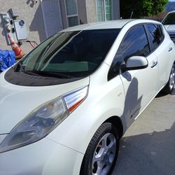 2012 Nissan leaf