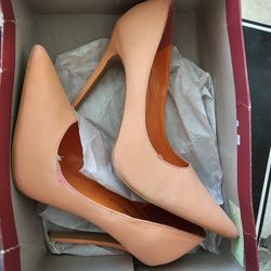 Womens Heels Size 7.5 $10