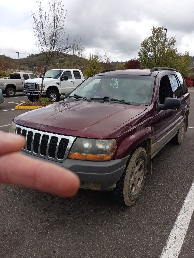 2000 Jeep Cherokee