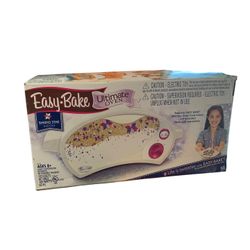 Hasbro Easy Bake Oven NIB