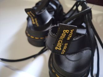 Dr. Martens Nartilla gladiator sandals