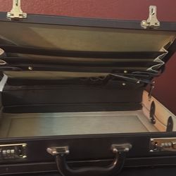 Hard-Sided Attaché Case