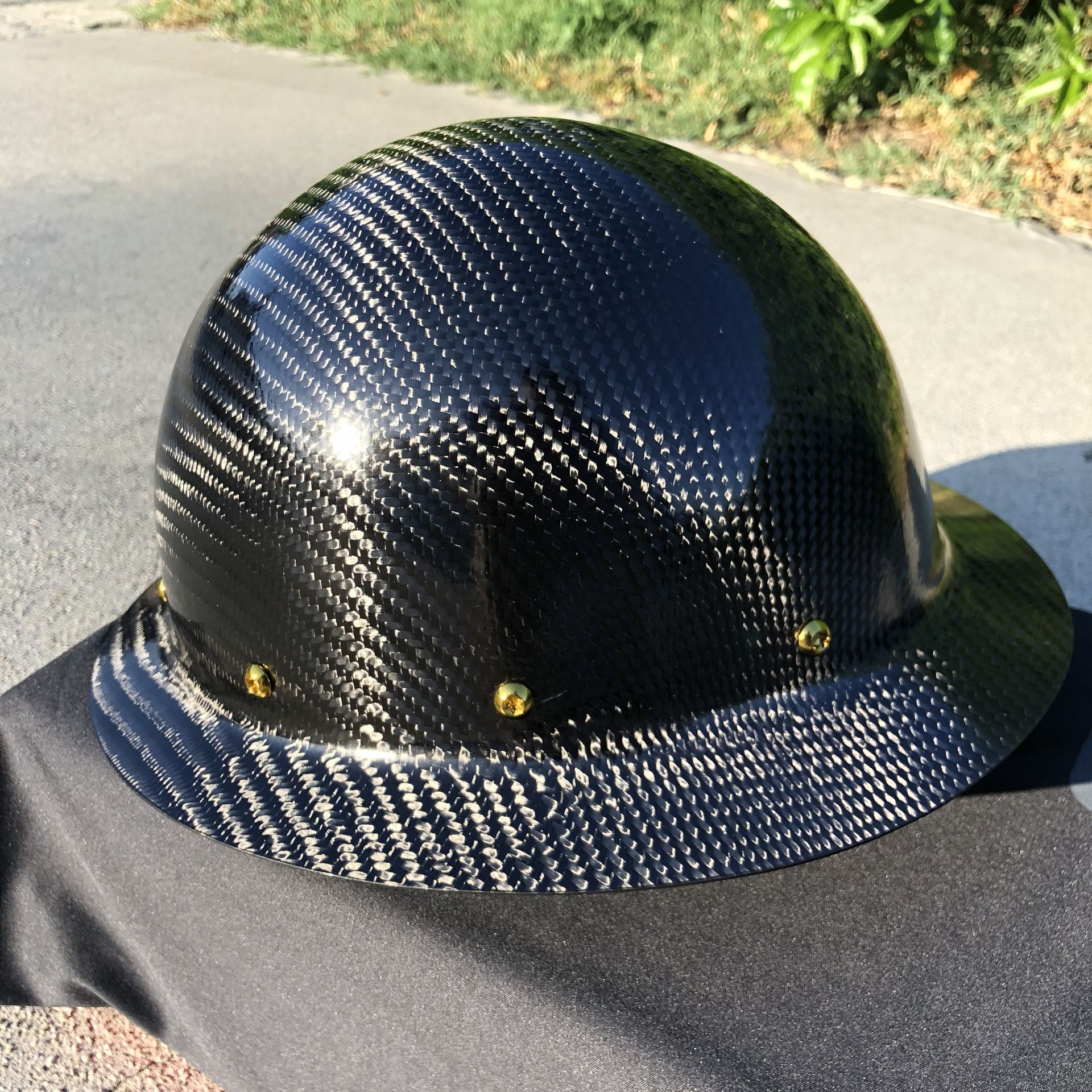 CERIOUS COMPOSITES GLOSS BLACK KEVLAR CARBON FIBER HARD HAT WITH CUSTOM