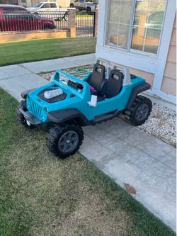 ExtremeJeep Hurricane Power Wheels in like new condition