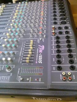 Powered Mixer