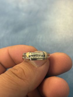 14K White Gold Real Diamonds Ring