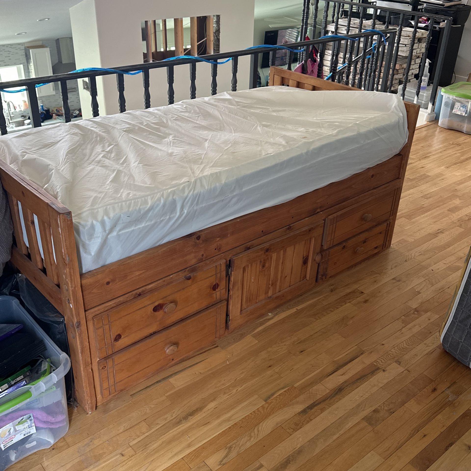 Twin Bed Frame With Mattress