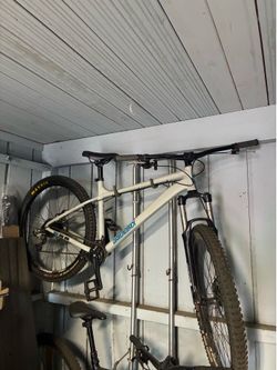 Diamondback mountain bike