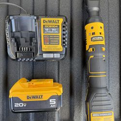 DEWALT ATOMIC 3/8” Ratchet $138 / $198 Kit