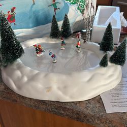 Dept 56 Village, Animated, Skating Pond