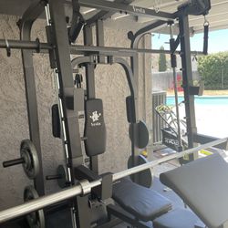 Vesta Fitness Smith Machine 2001 w/Bench Attachment | 230lb Bumpers Weights | 7ft Olympic Bar | Fitness | Gym Equipment | FREE DELIVERY 🚚 