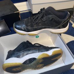 Jordan 11 Low Barons