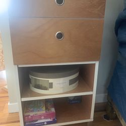 Dresser- organizer