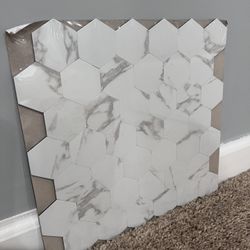 versaTile Peel and stick mosaic metal tiles